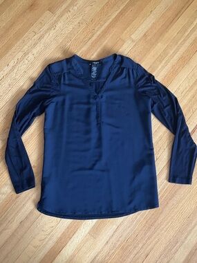 Olsen Navy Long Sleeve V-Neck Blouse SZ6/small